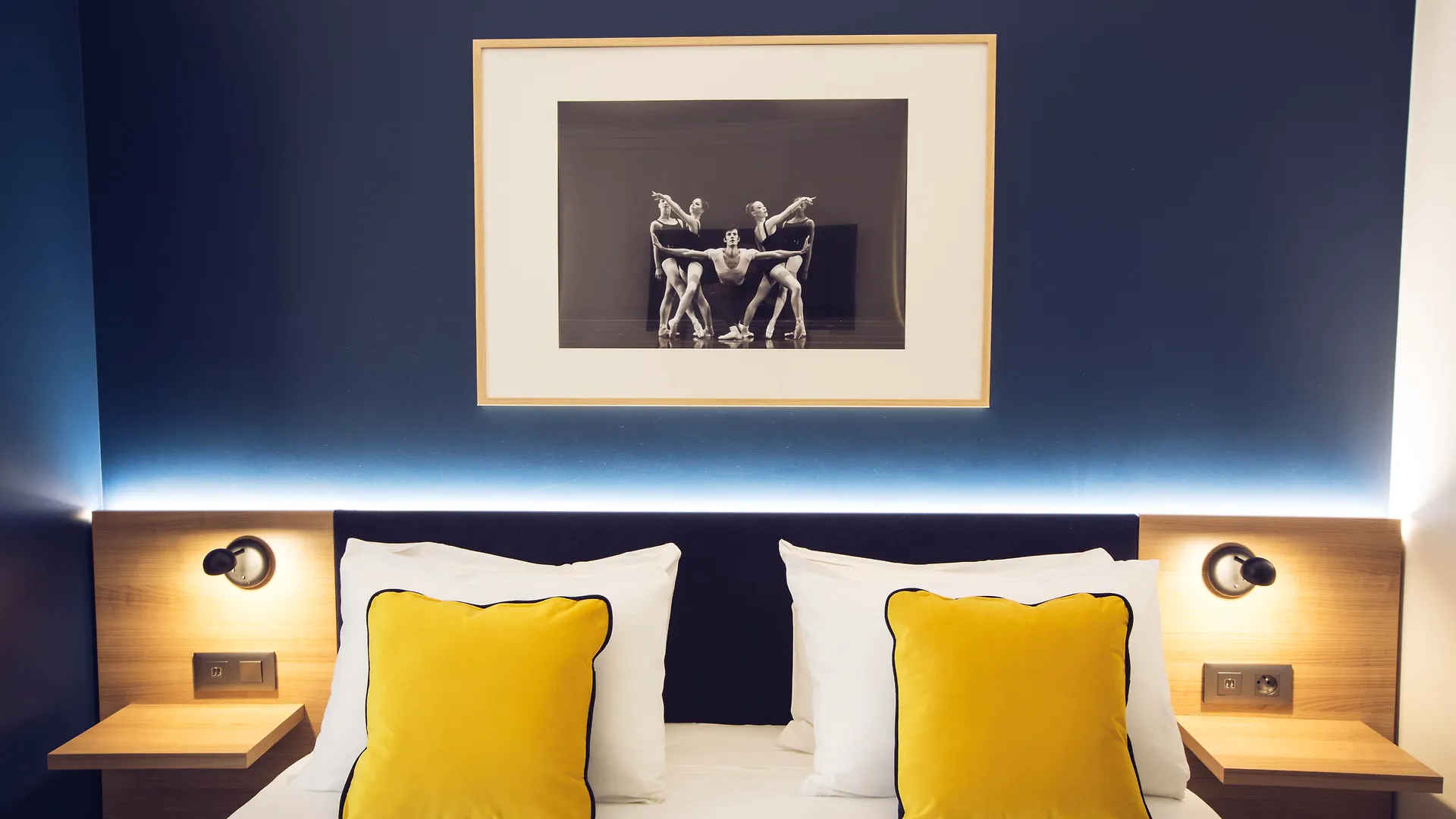 17 Batignolles Hotel Paris
