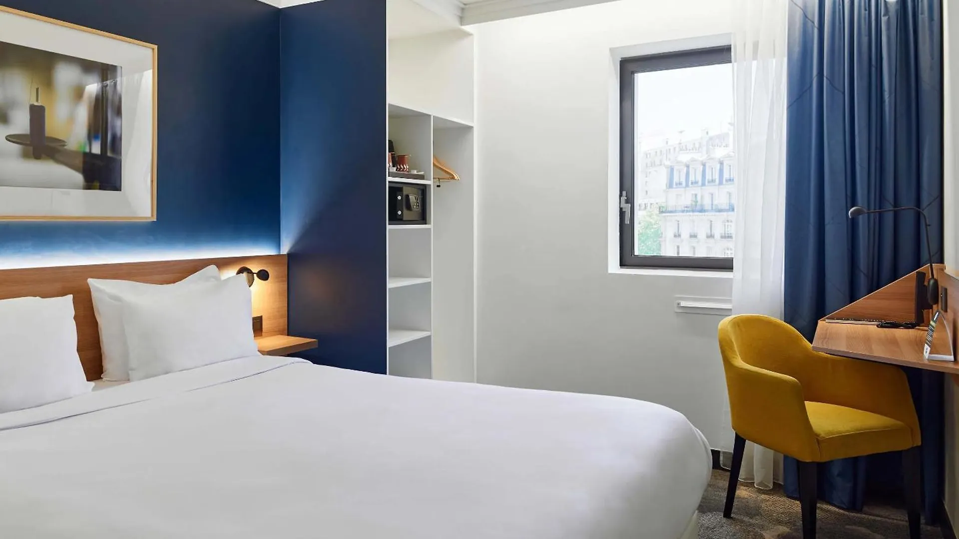 Hotel 17 Batignolles Paris