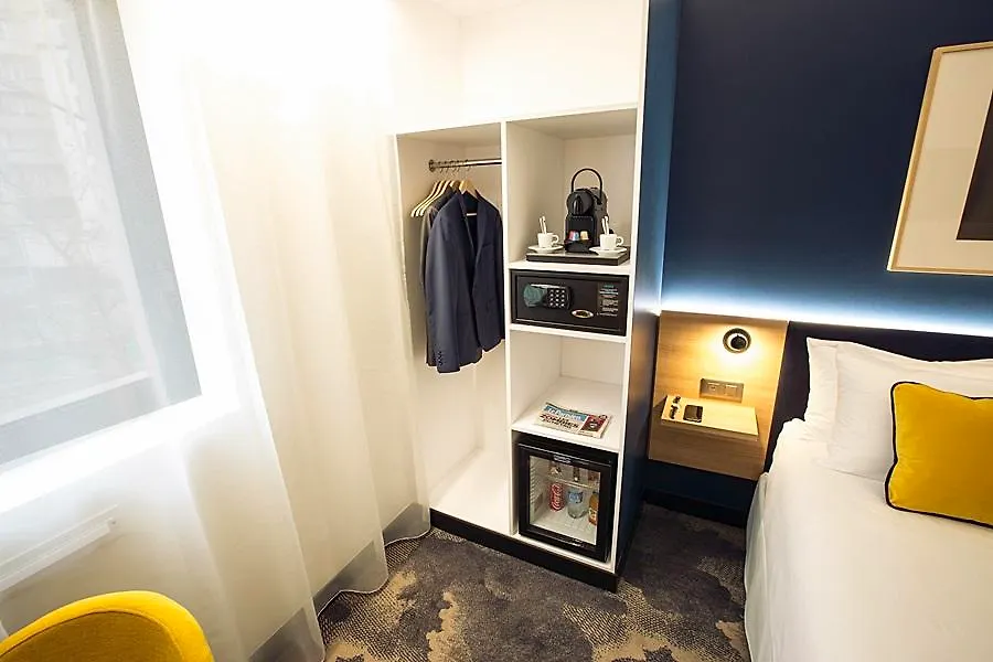 17 Batignolles Hotel París