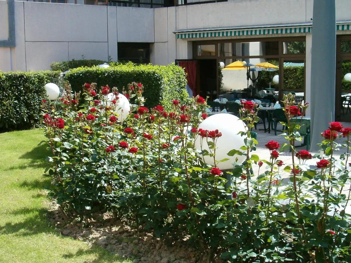 Hotel 17 Batignolles 3*