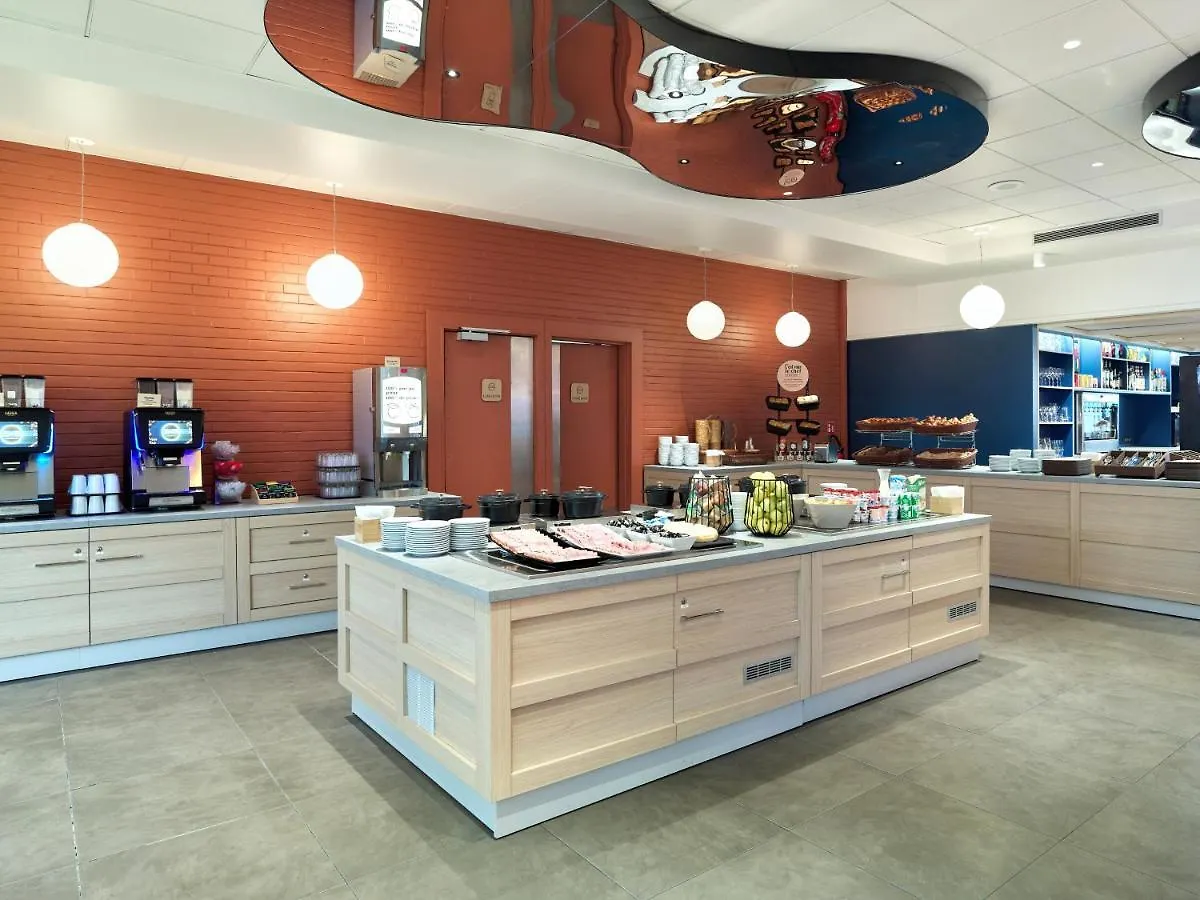 Hotell 17 Batignolles