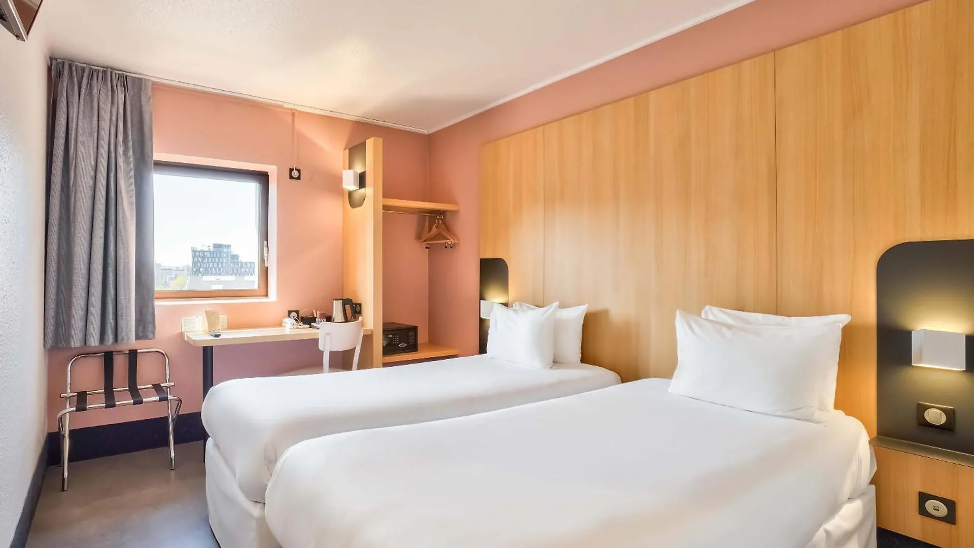 Hotel 17 Batignolles París